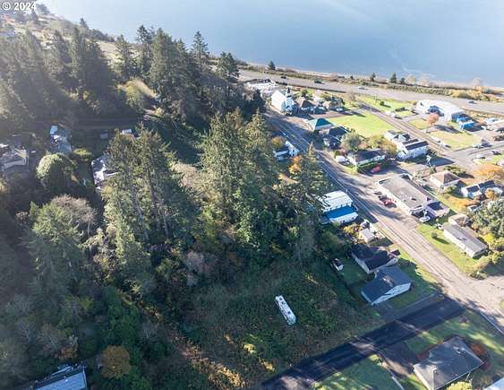 0.23 Acres of Mixed-Use Land for Sale in Bay City, Oregon