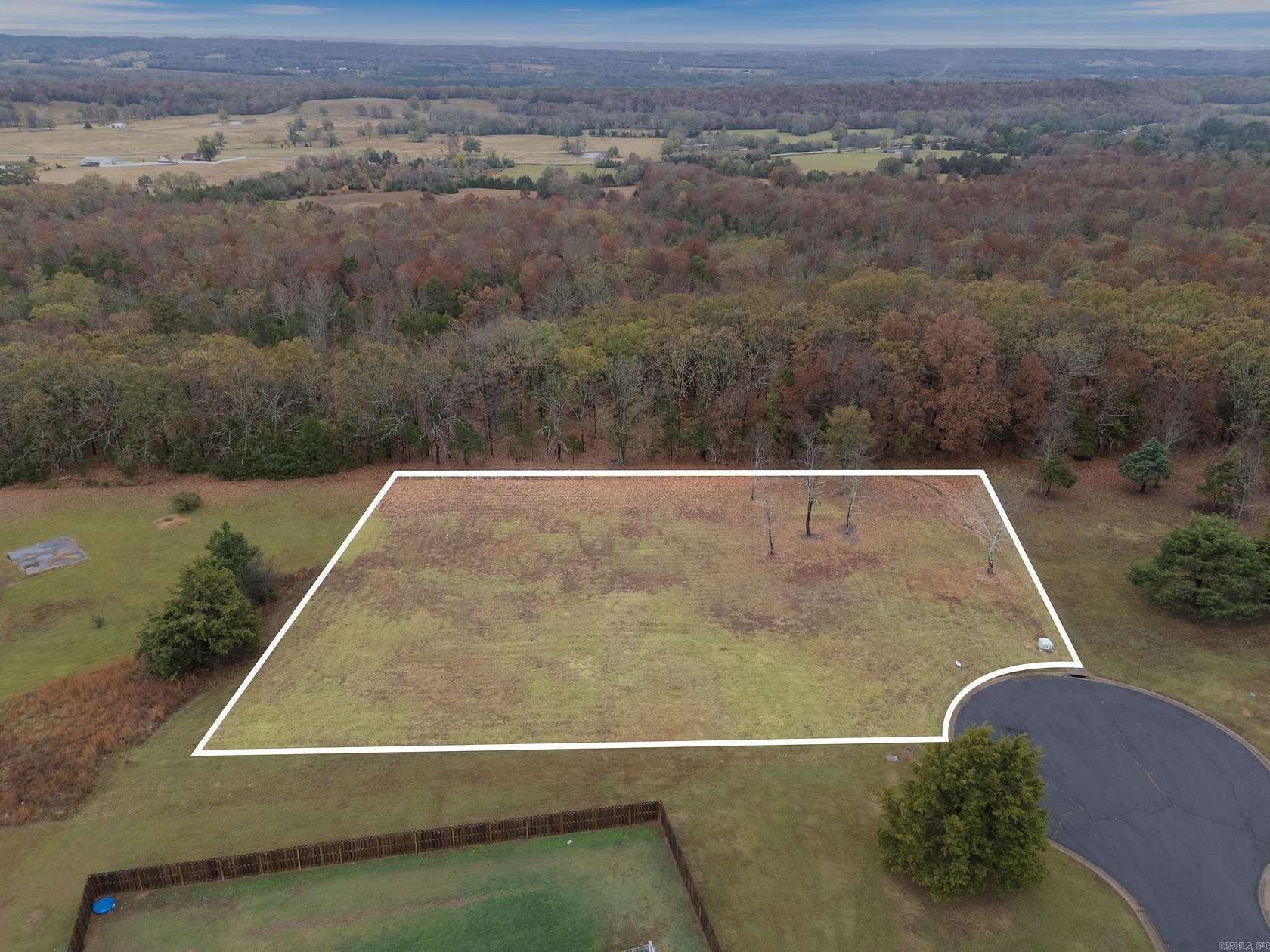 1.16 Acres of Residential Land for Sale in Greenbrier, Arkansas