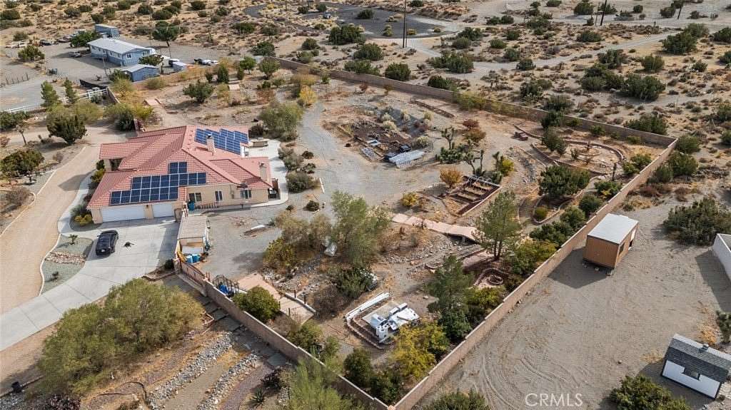 2.28 Acres of Residential Land with Home for Sale in Piñon Hills, California