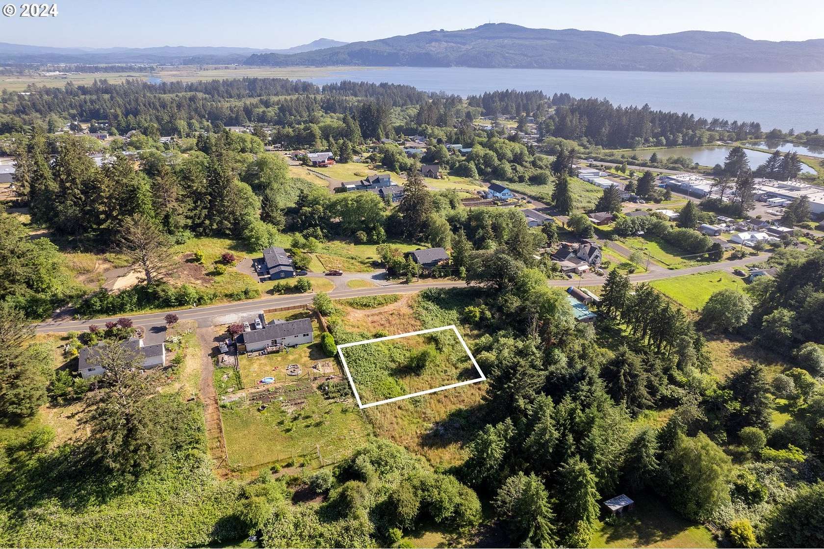 0.26 Acres of Residential Land for Sale in Bay City, Oregon