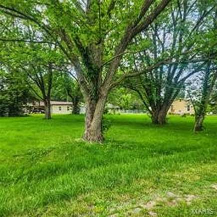 0.34 Acres of Residential Land for Sale in Wellsville, Missouri