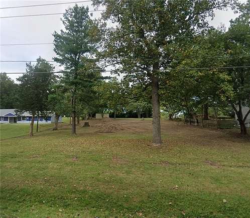 0.94 Acres of Residential Land for Sale in Independence, Missouri