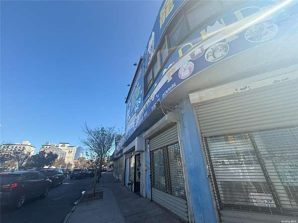 0.14 Acres of Improved Mixed-Use Land for Sale in Flushing, New York
