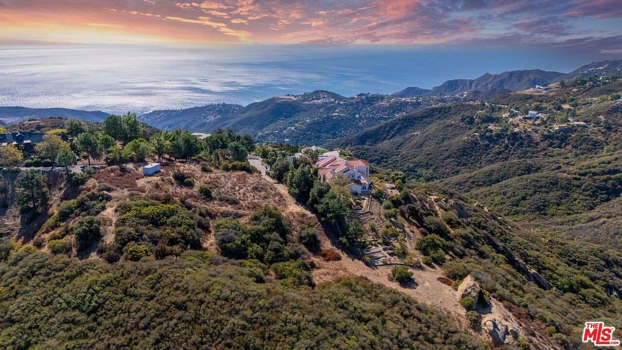 2.459 Acres of Residential Land for Sale in Topanga, California