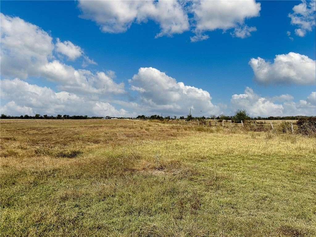 30 Acres of Agricultural Land for Sale in Kosse, Texas