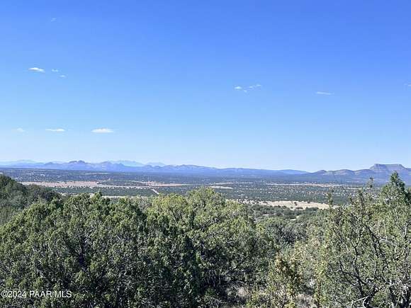 39.89 Acres of Recreational Land for Sale in Seligman, Arizona