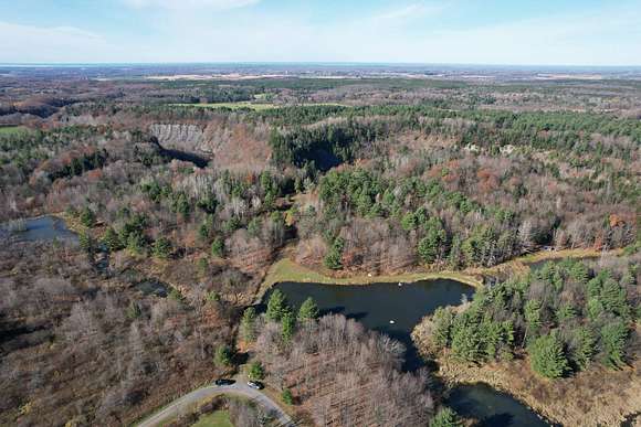 30.22 Acres of Recreational Land for Sale in Lorraine, New York