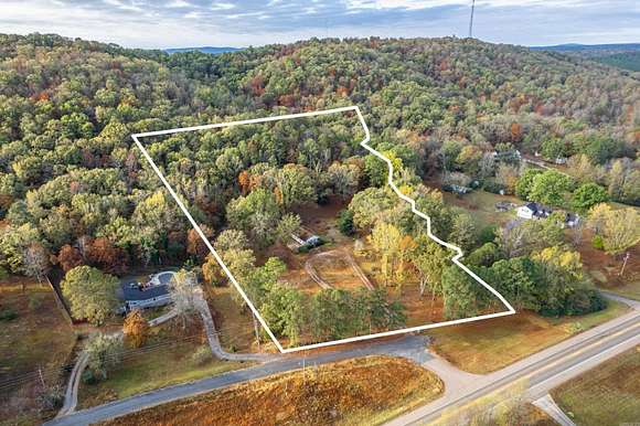 8.75 Acres of Residential Land with Home for Sale in Glenwood, Arkansas