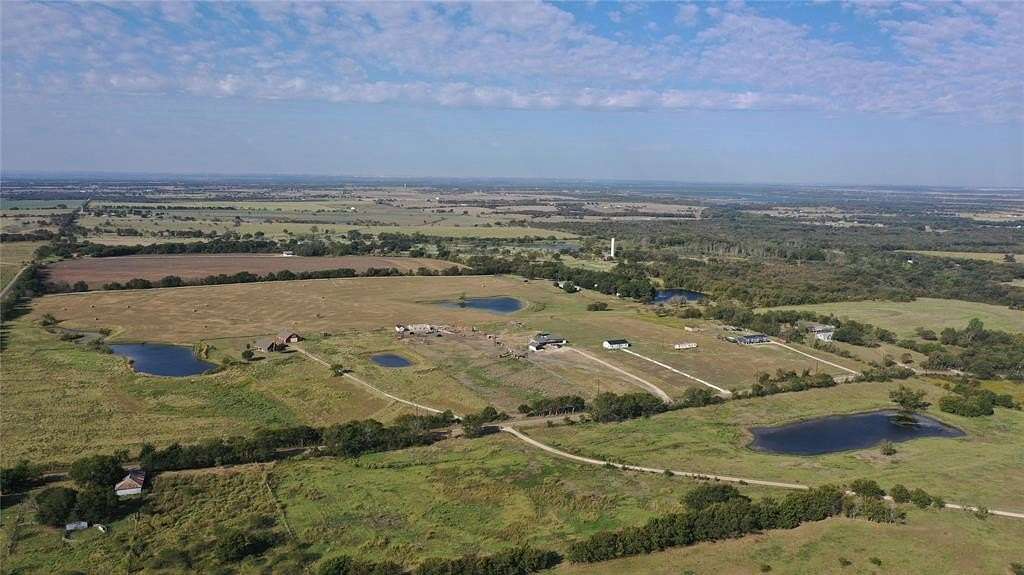 11 Acres of Land for Sale in Mart, Texas