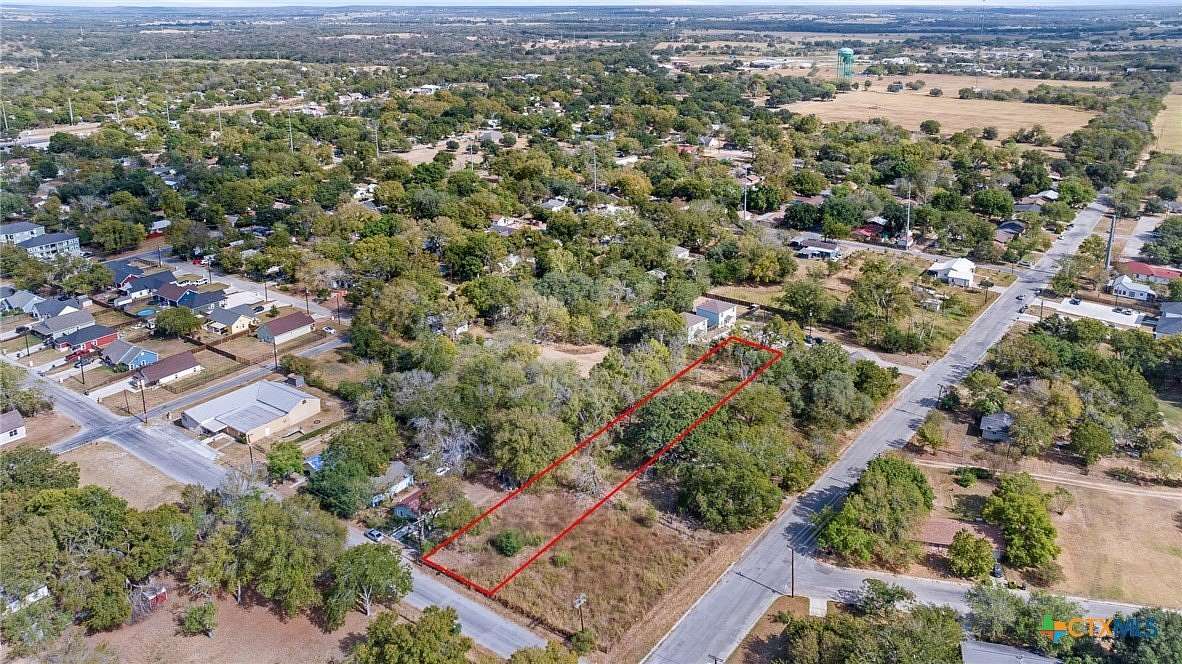 0.632 Acres of Residential Land for Sale in Luling, Texas