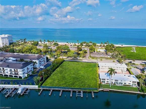 0.92 Acres of Residential Land for Sale in Naples, Florida