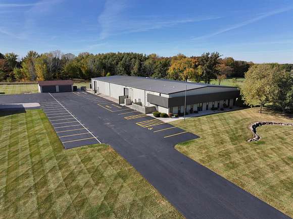 2.32 Acres of Improved Commercial Land for Sale in Fond du Lac, Wisconsin