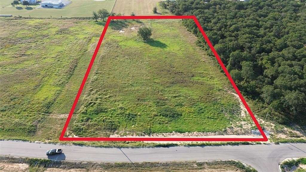 5.425 Acres of Residential Land for Sale in Tolar, Texas