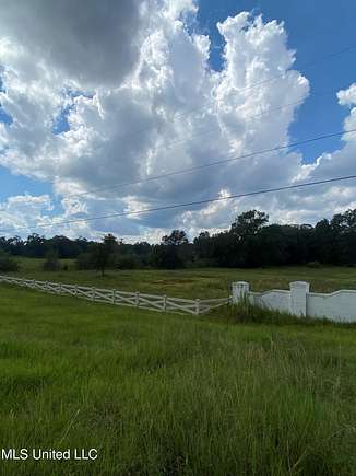 1 Acre of Residential Land for Sale in Saucier, Mississippi