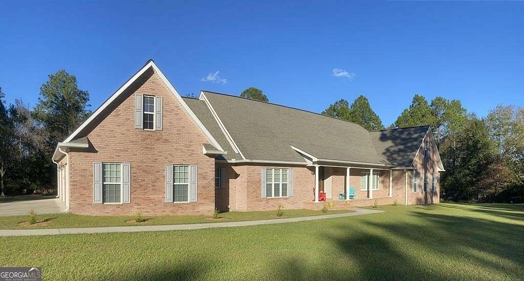 3.52 Acres of Residential Land with Home for Sale in Vidalia, Georgia