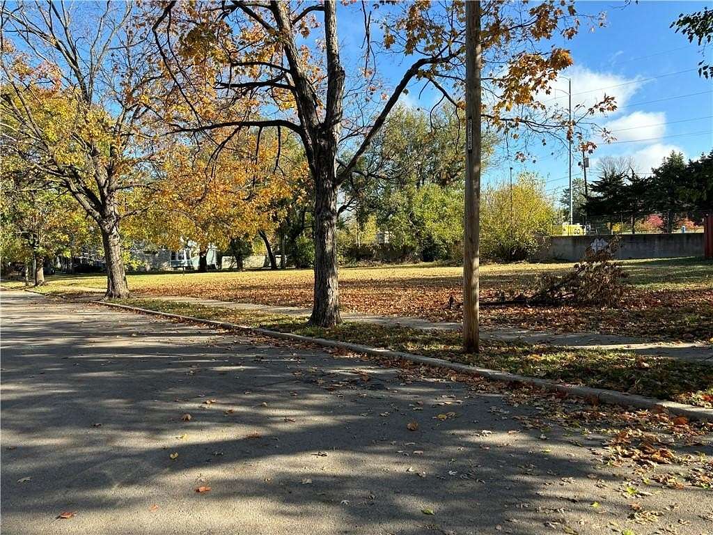 0.75 Acres of Residential Land for Sale in Kansas City, Missouri