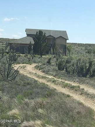 5.01 Acres of Residential Land with Home for Sale in El Paso, Texas