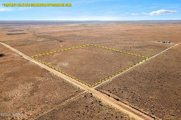 10 Acres of Residential Land for Sale in Holbrook, Arizona
