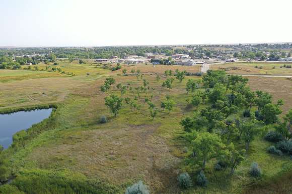 7.7 Acres of Mixed-Use Land for Auction in Belle Fourche, South Dakota