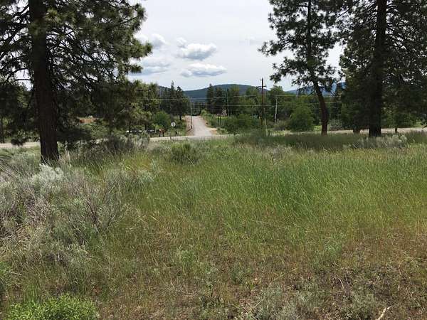 0.69 Acres of Land for Sale in Chiloquin, Oregon