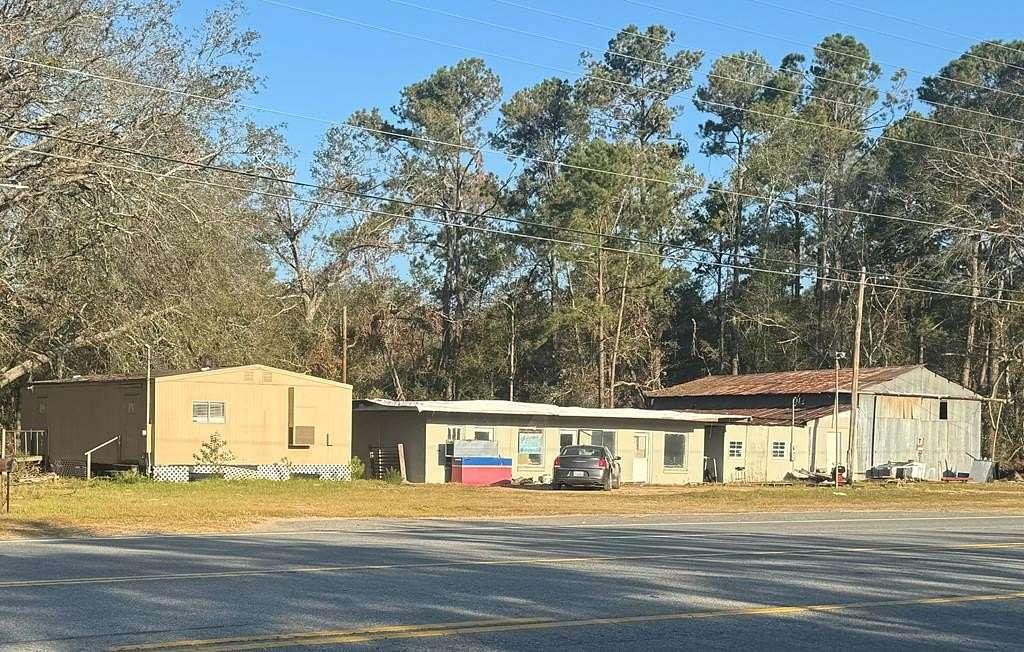 4.64 Acres of Improved Commercial Land for Sale in Douglas, Georgia