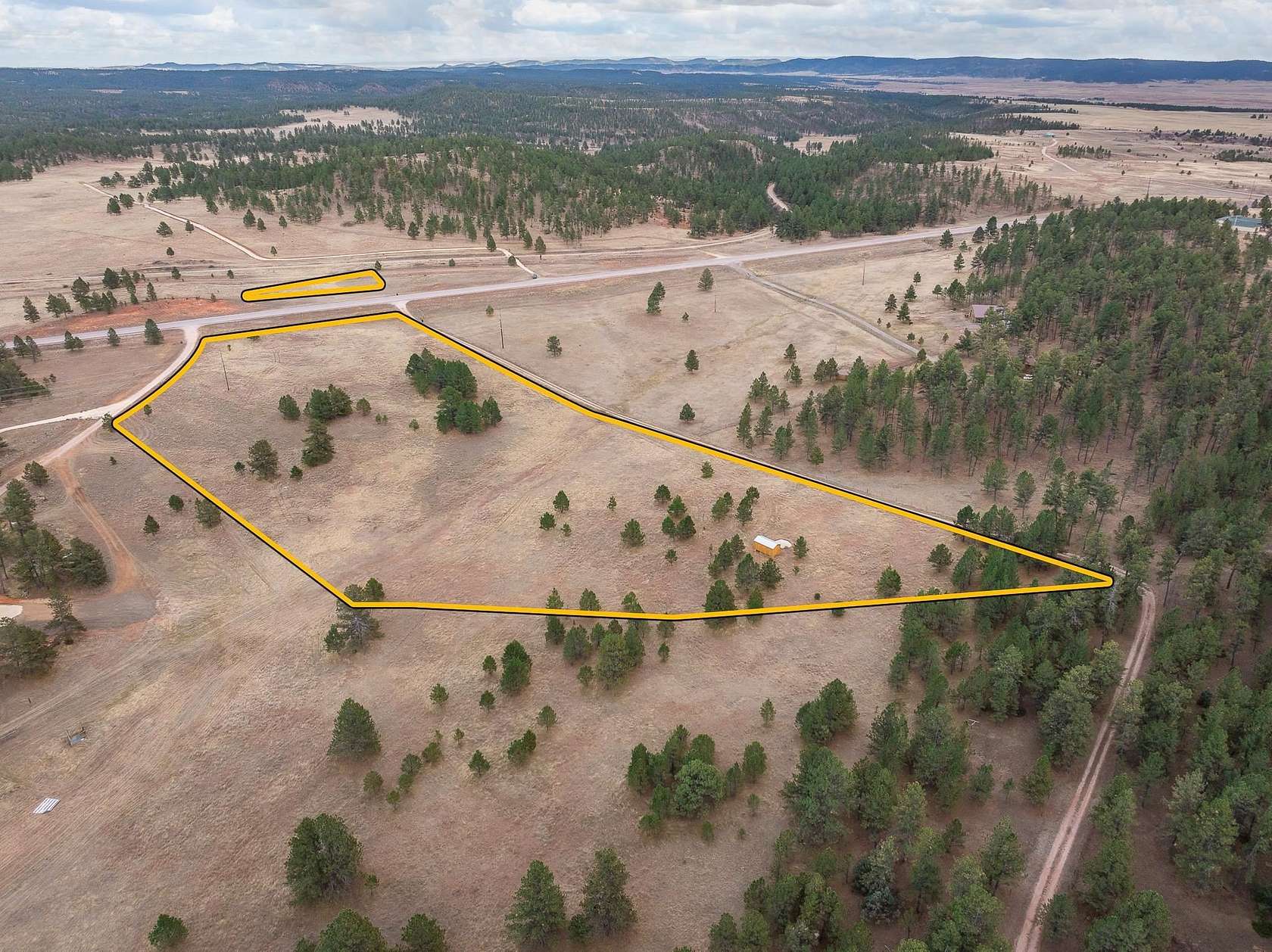 10 Acres of Residential Land for Sale in Hot Springs, South Dakota