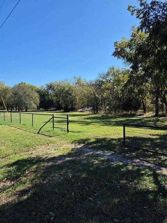 0.298 Acres of Land for Sale in Springtown, Texas