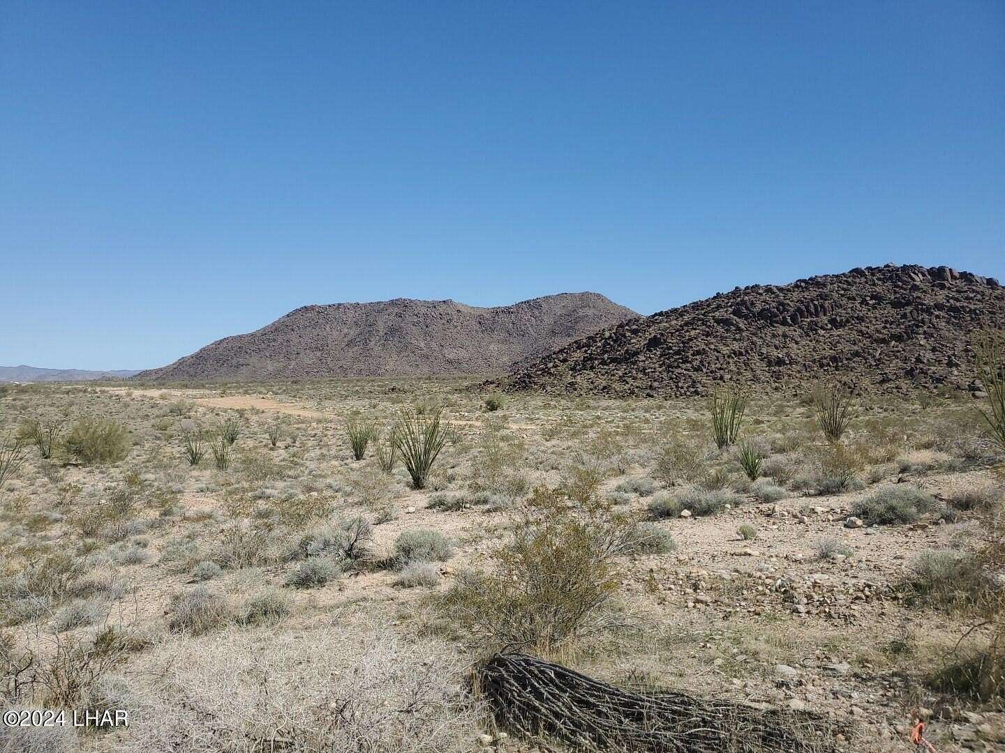 2.21 Acres of Residential Land for Sale in Yucca, Arizona