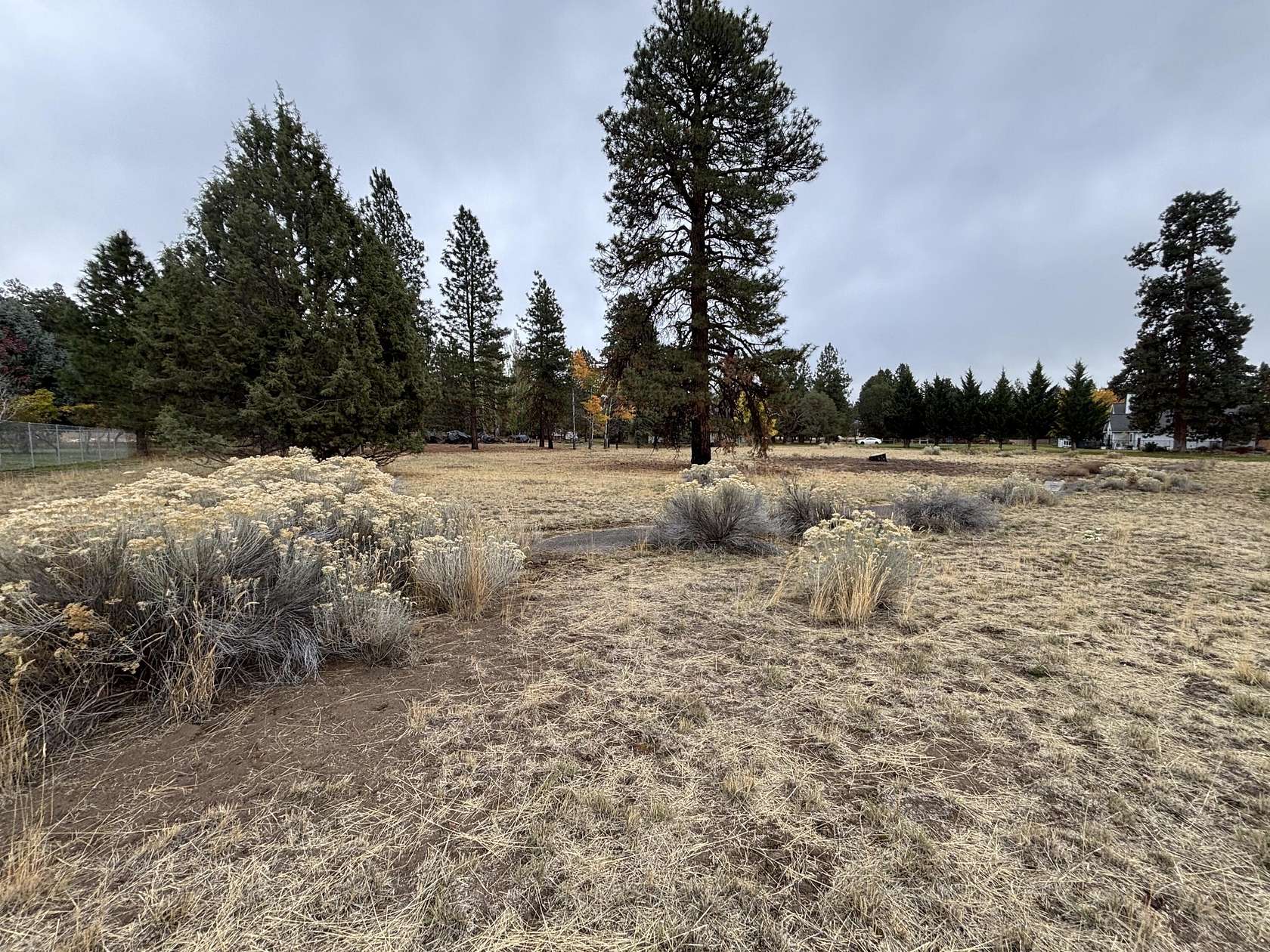 1 Acre of Residential Land for Sale in Klamath Falls, Oregon