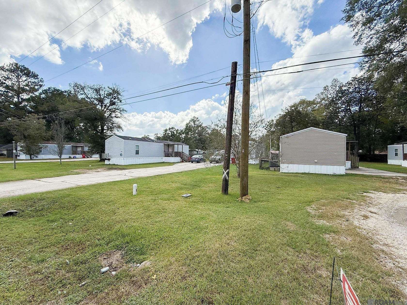 1.23 Acres of Residential Land for Sale in Denham Springs, Louisiana