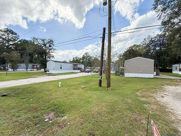 1.23 Acres of Residential Land for Sale in Denham Springs, Louisiana