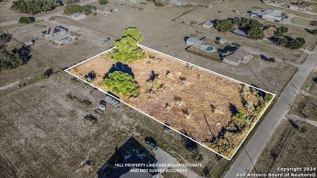 2 Acres of Residential Land for Sale in Adkins, Texas