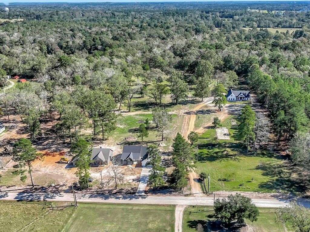 4.884 Acres of Residential Land for Sale in Lufkin, Texas