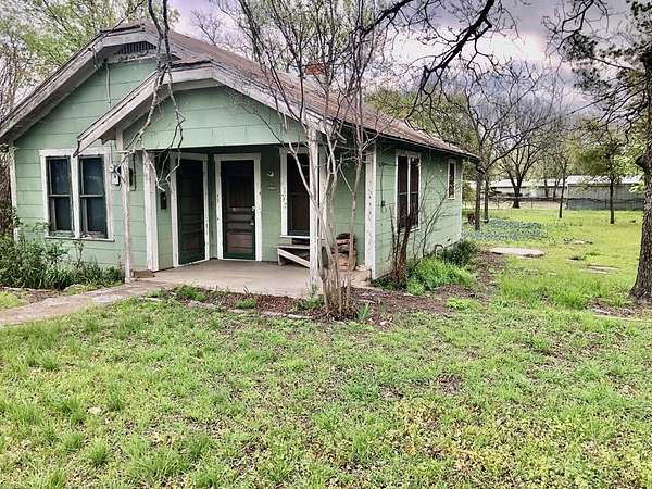 0.32 Acres of Commercial Land for Sale in Fredericksburg, Texas