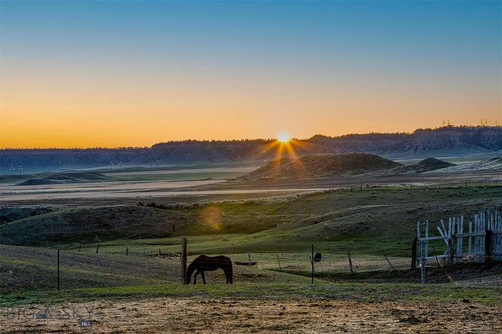 2,104 Acres of Land with Home for Sale in Ryegate, Montana