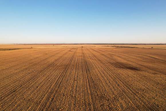 160 Acres of Agricultural Land for Sale in Walters, Oklahoma