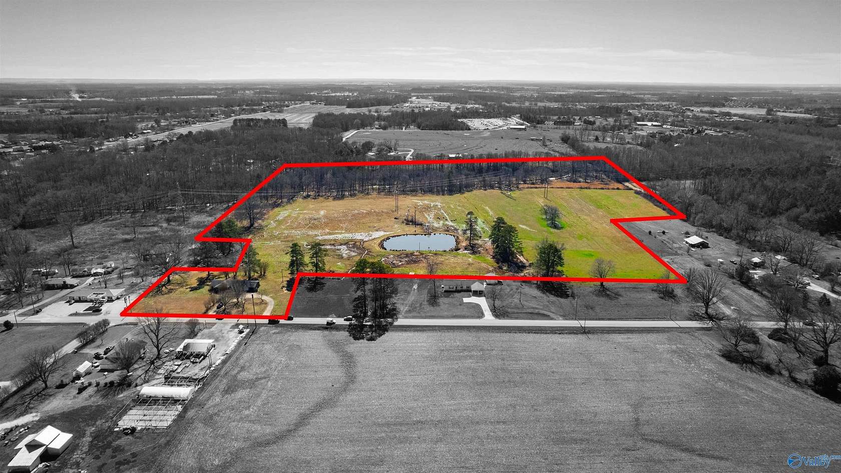 33.28 Acres of Agricultural Land for Sale in Athens, Alabama