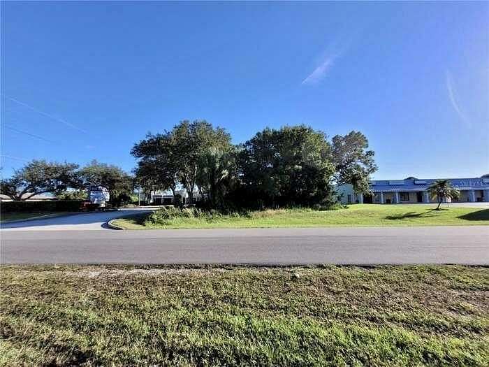 0.36 Acres of Commercial Land for Sale in Palm Bay, Florida