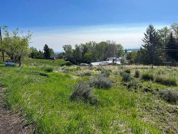 0.37 Acres of Residential Land for Sale in Hines, Oregon