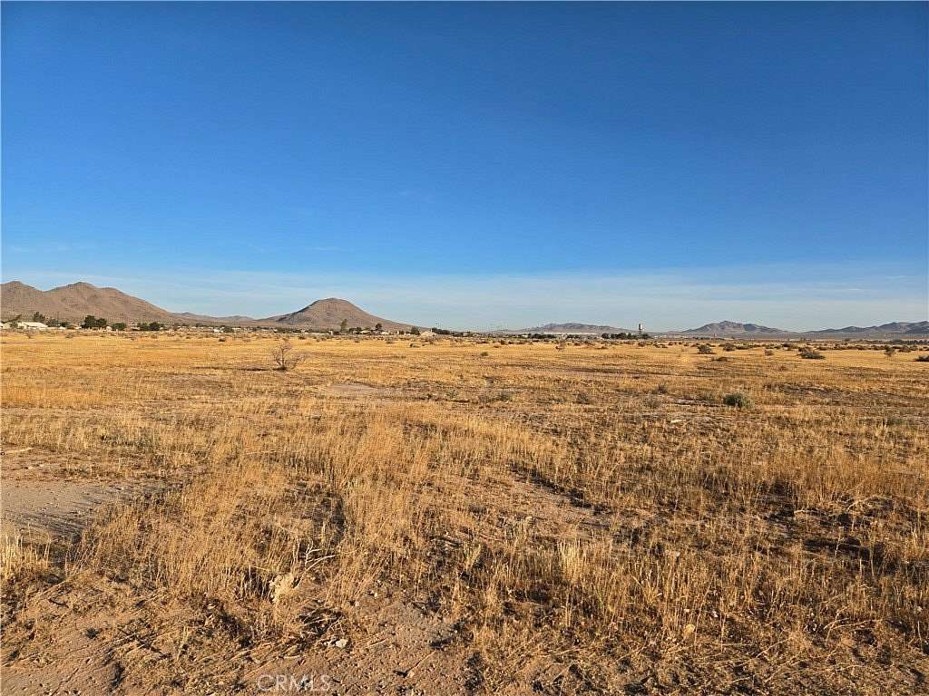 20 Acres of Land for Sale in Apple Valley, California