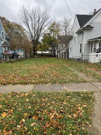 0.1 Acres of Residential Land for Sale in Battle Creek, Michigan