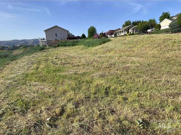 0.83 Acres of Residential Land for Sale in Clarkston, Washington