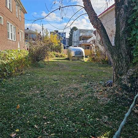 0.07 Acres of Residential Land for Sale in Pittsburgh, Pennsylvania