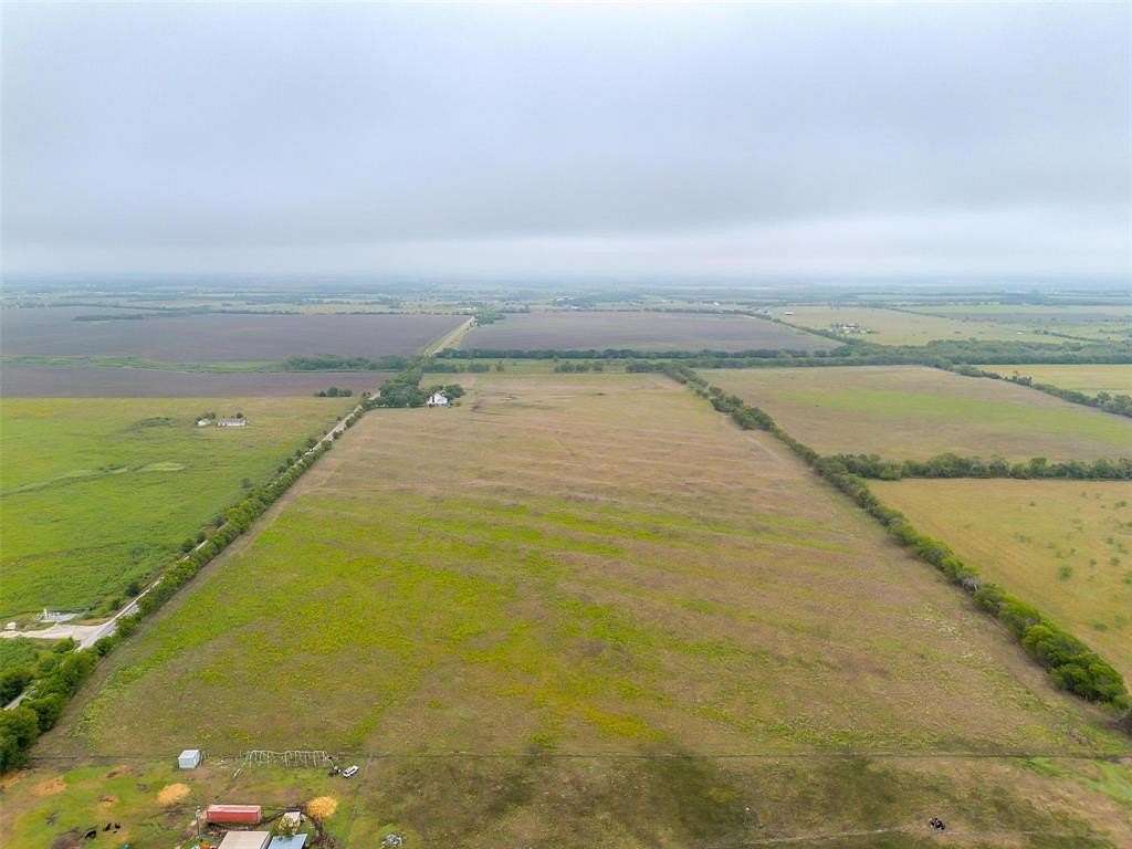 5 Acres of Land for Sale in Alvarado, Texas