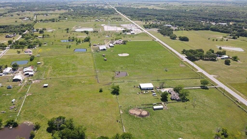 171.4 Acres of Agricultural Land for Sale in Terrell, Texas