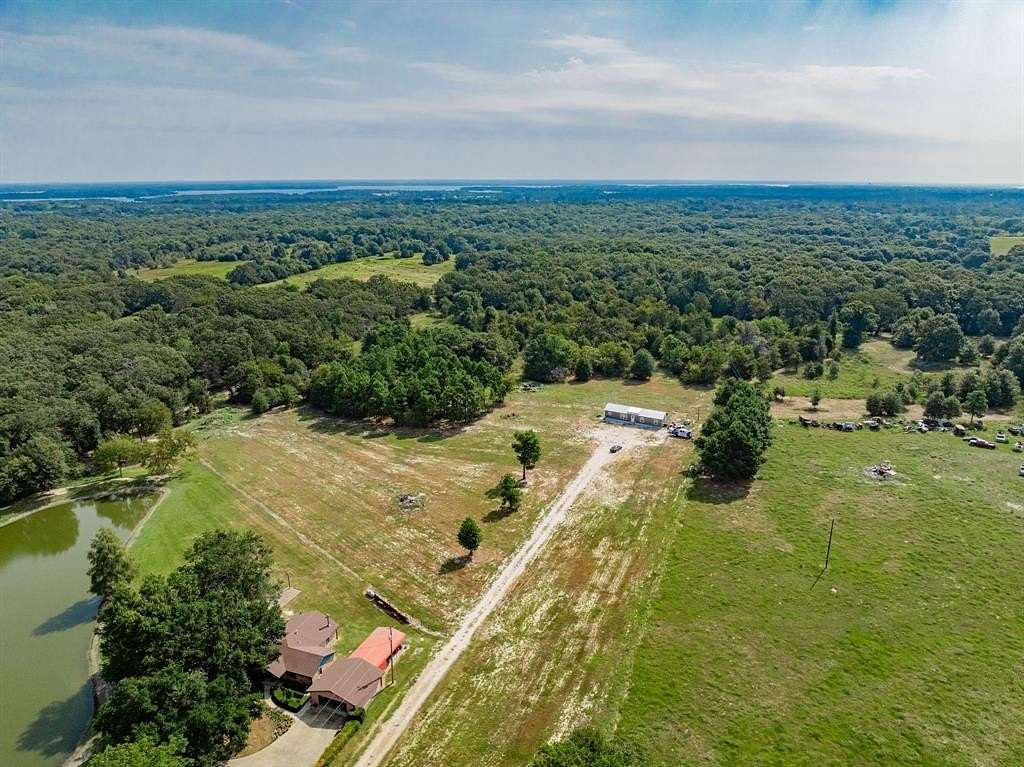 5 Acres of Residential Land for Sale in Emory, Texas