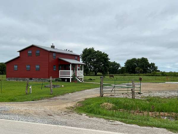 5.1 Acres of Land with Home for Sale in Lamoni, Iowa