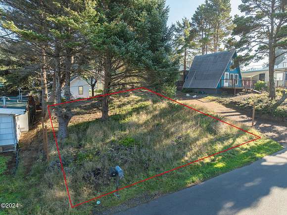 0.11 Acres of Residential Land for Sale in Lincoln City, Oregon