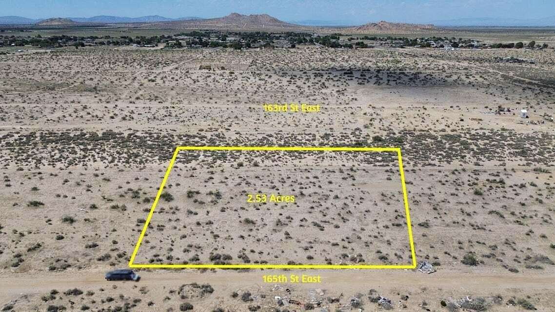 2.533 Acres of Land for Sale in Lancaster, California