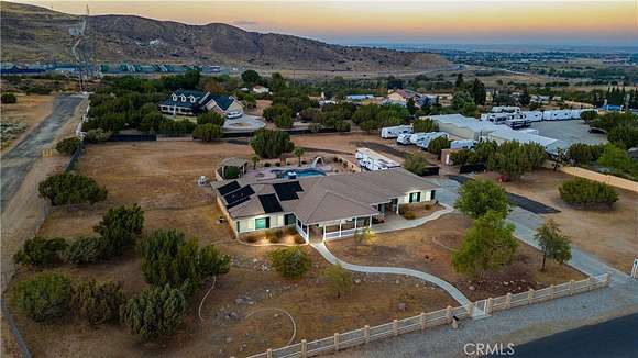 2.444 Acres of Residential Land with Home for Sale in Palmdale, California